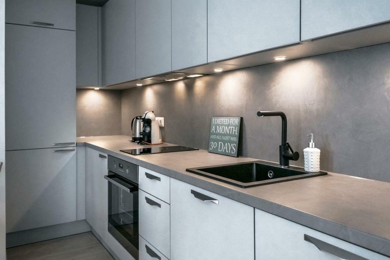 Kalamehe Modern Apartment 2 Near City Center Pärnu Exteriör bild