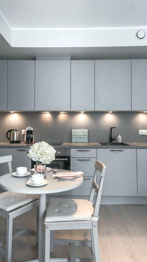 Kalamehe Modern Apartment 2 Near City Center Pärnu Exteriör bild